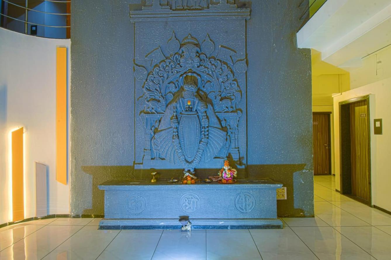 Hotel Vrindavan Deluxe Kolhapur Esterno foto