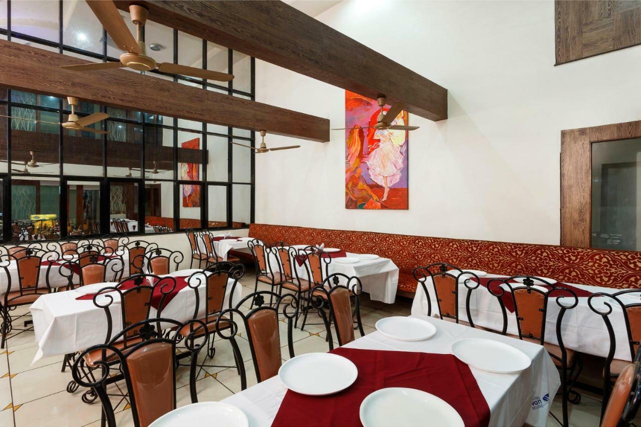 Hotel Vrindavan Deluxe Kolhapur Esterno foto
