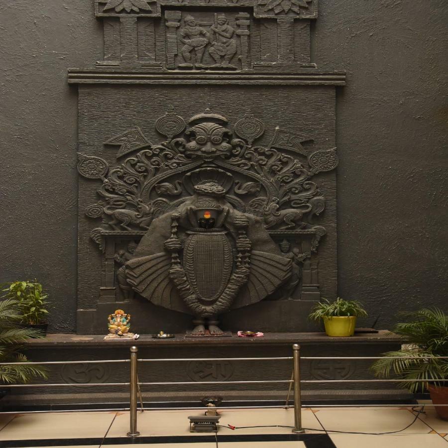 Hotel Vrindavan Deluxe Kolhapur Esterno foto